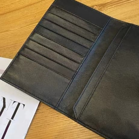 高級編み込み革ウォレット