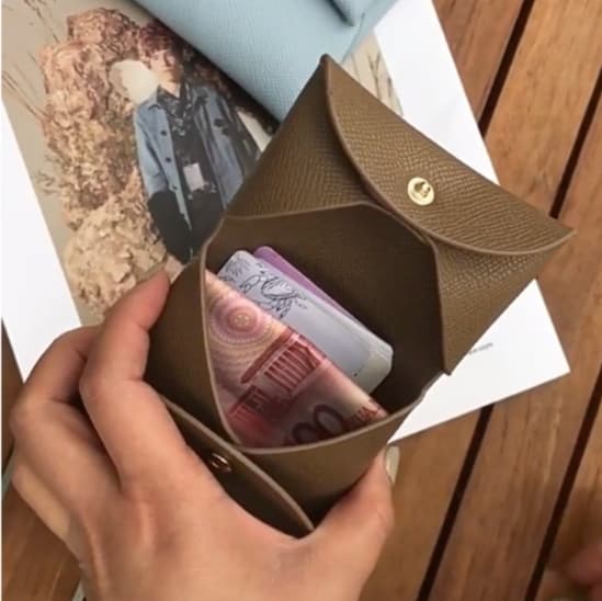 エレガント型押し革 コインケース