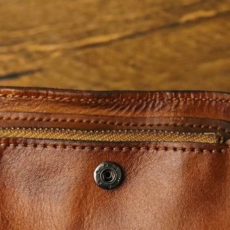 ヴィンテージ風牛革ウォレット