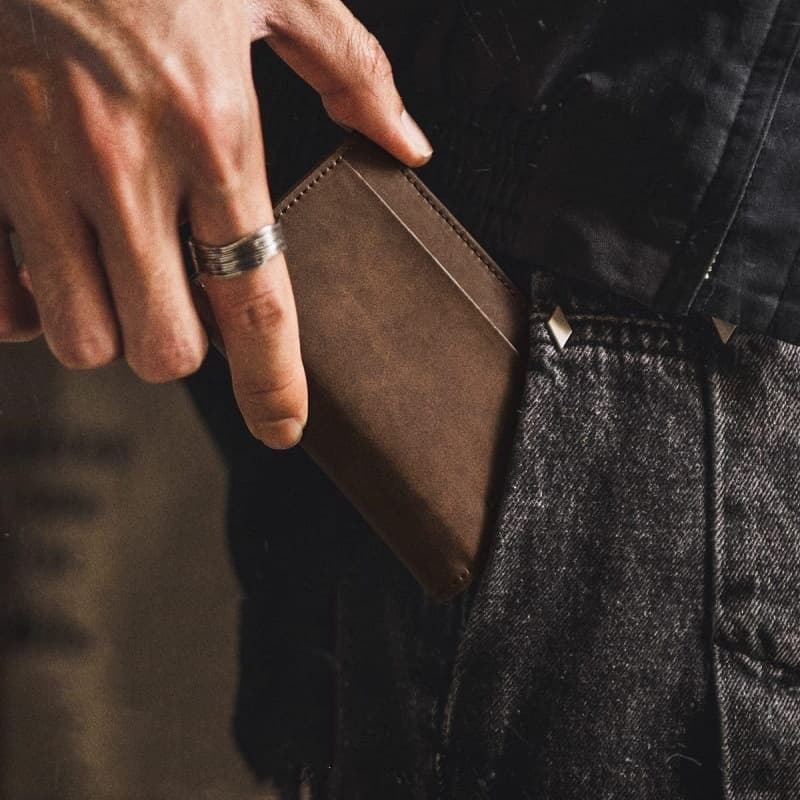 ポップアップ式革財布