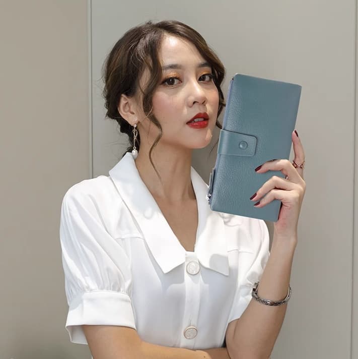 スナップボタン式レディース長財布