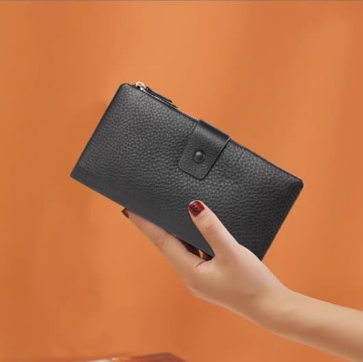 スナップボタン式レディース長財布