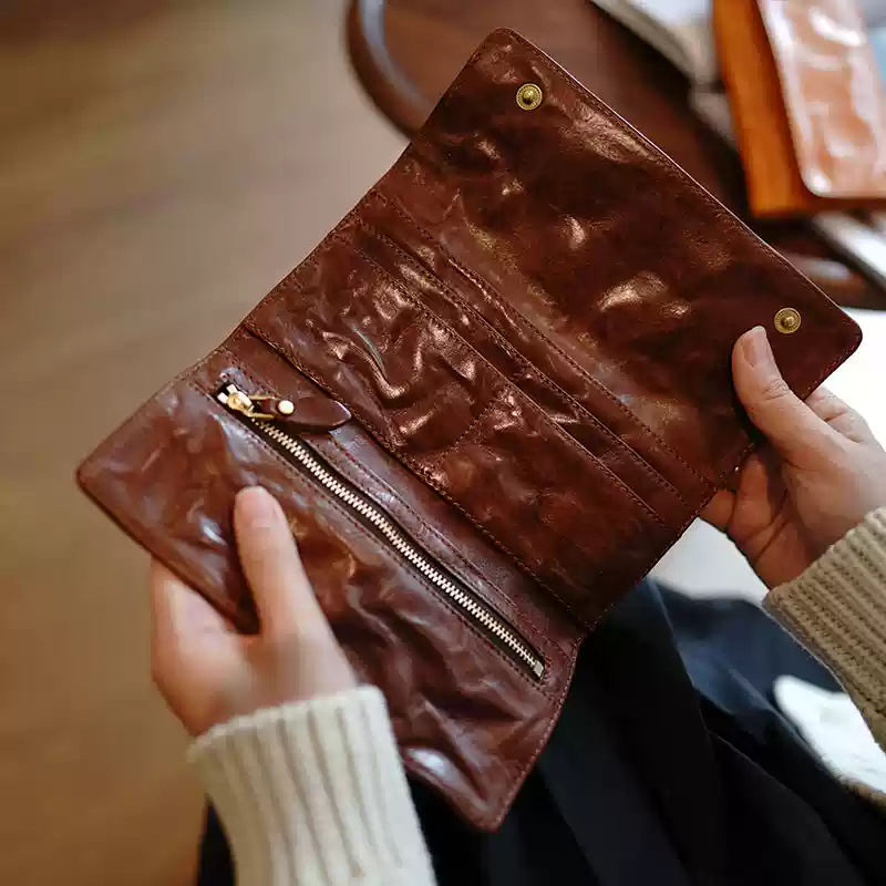 洗いシワ加工のユニセックス財布