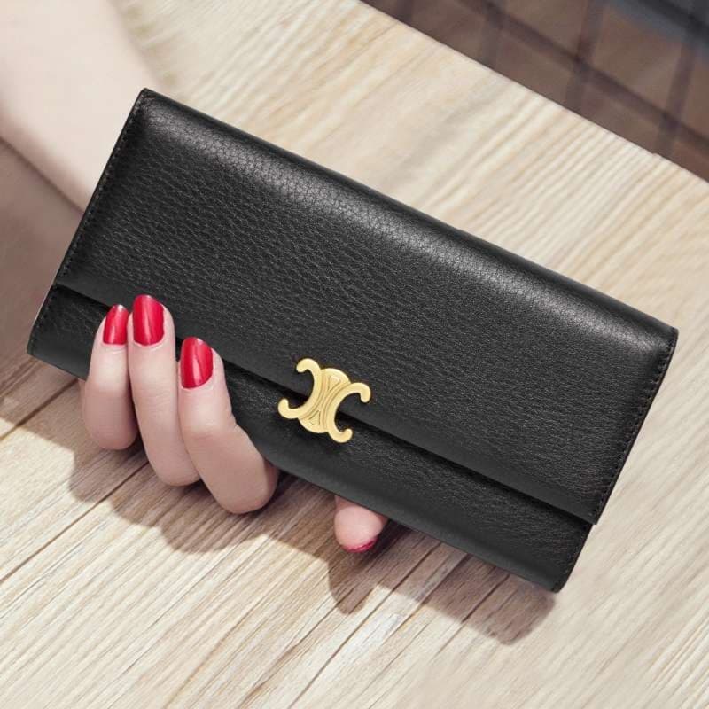 ゴールドロゴの革ウォレット