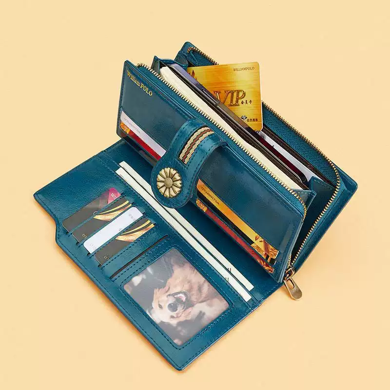 ヴィンテージフラワーの本革長財布