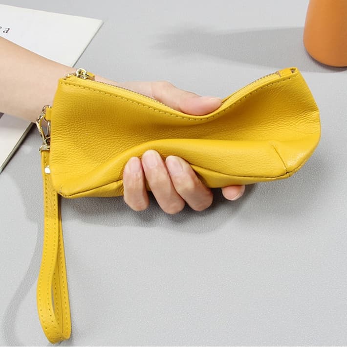 ミニバッグ兼ラウンドウォレット