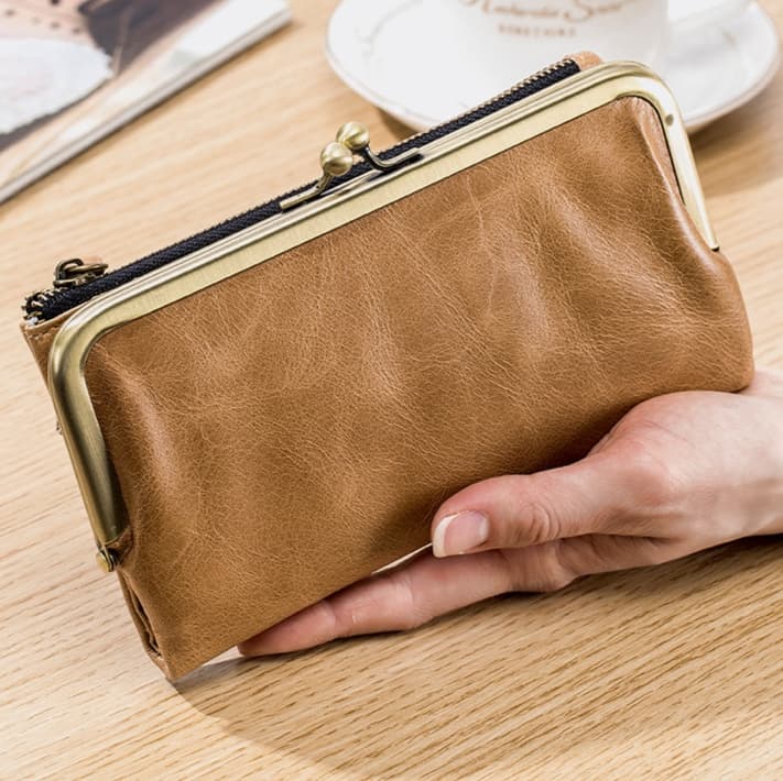クラシックがま口長財布