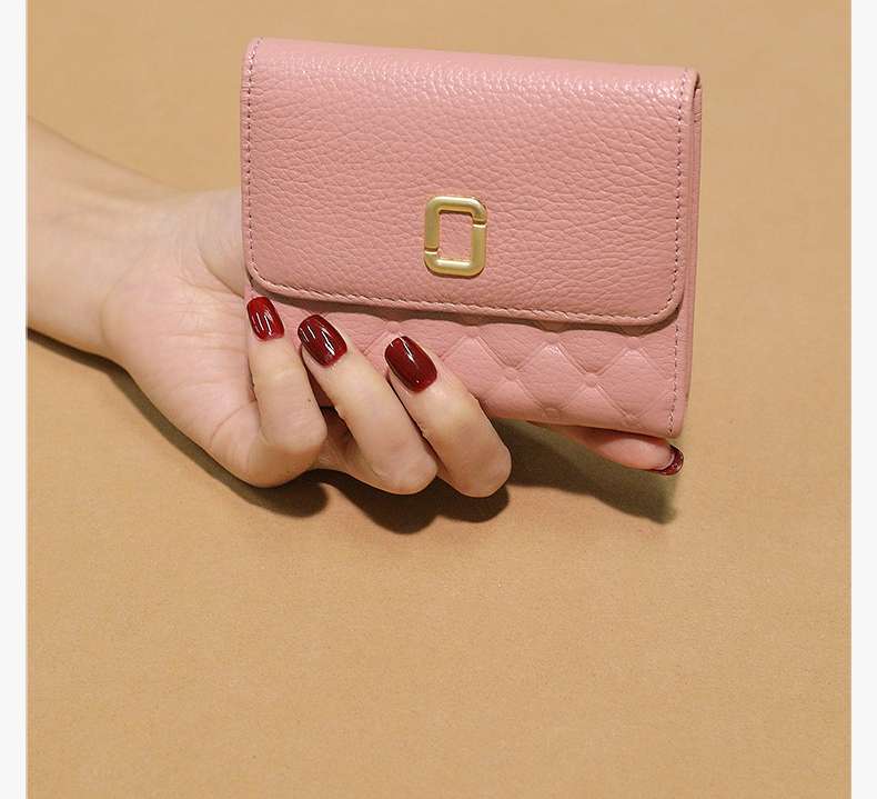 グレイッシュカラーの二つ折りミニ財布