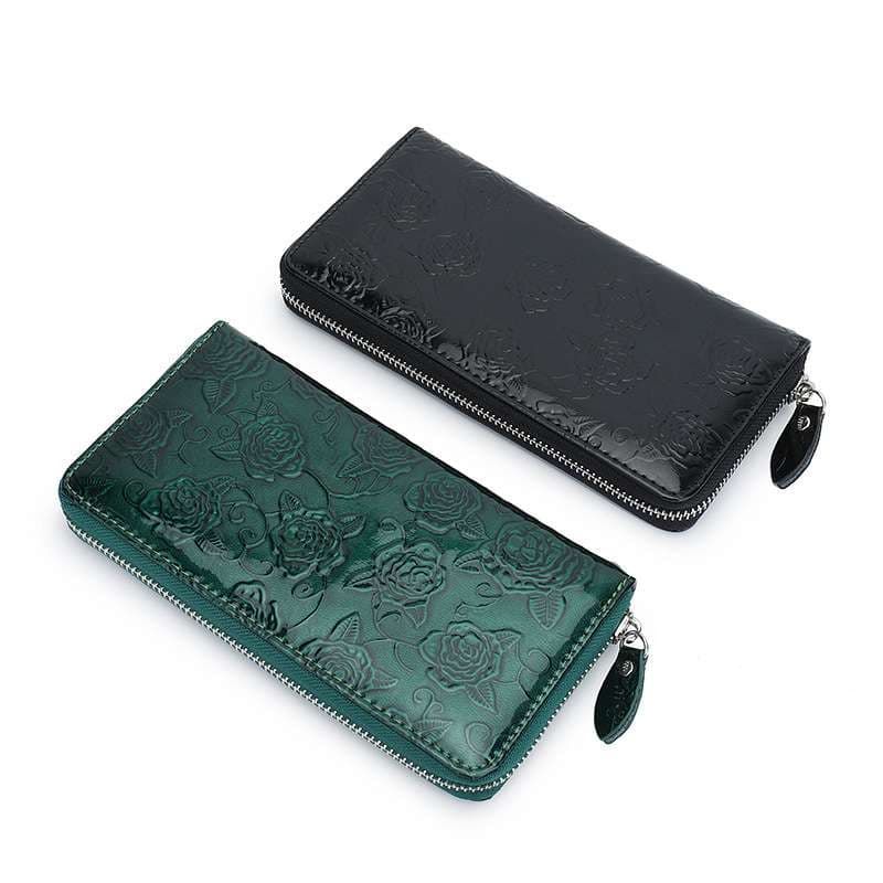 薔薇柄型押し長財布