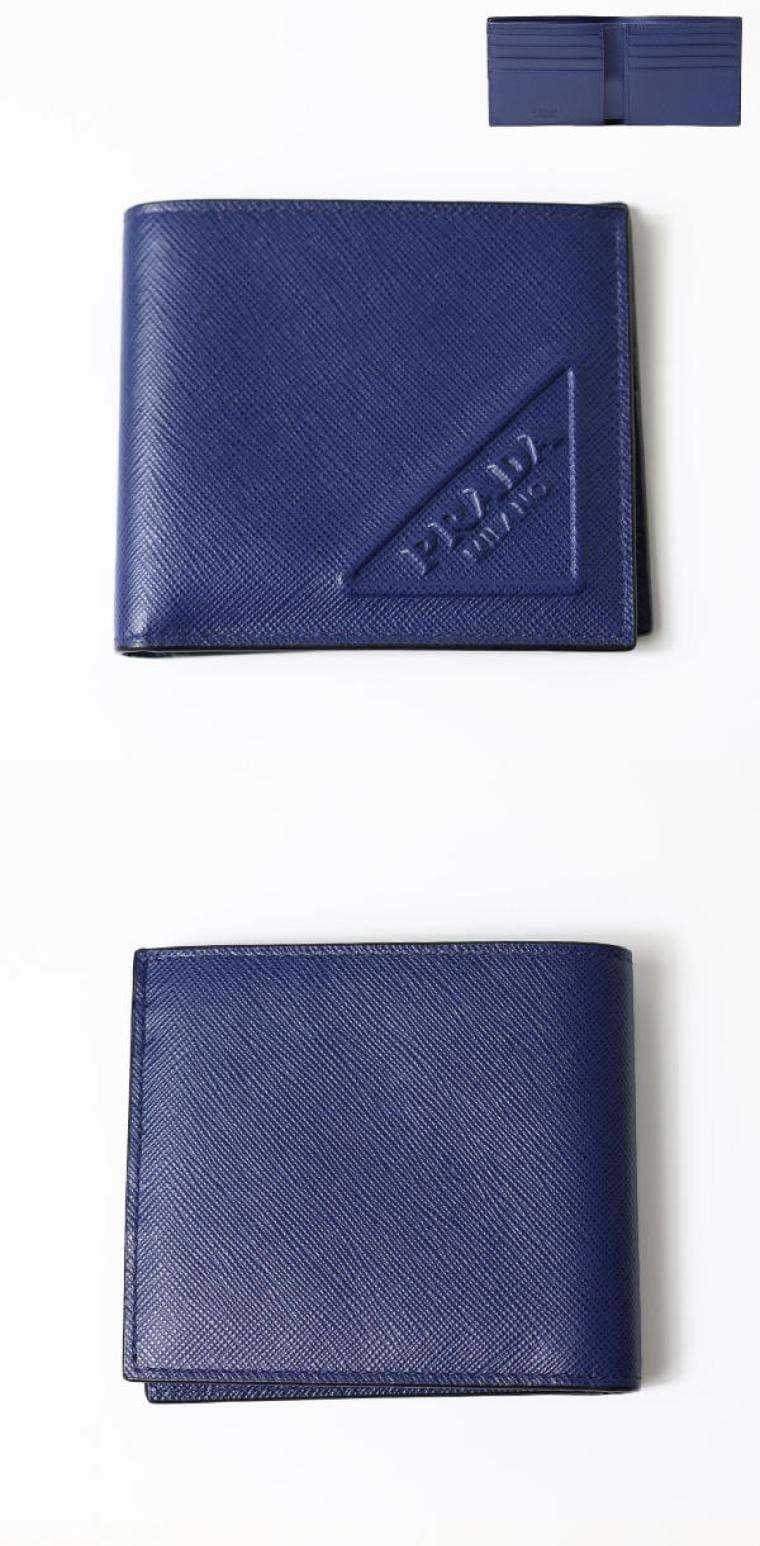 革財布 上質な型押し模様の二つ折り財布