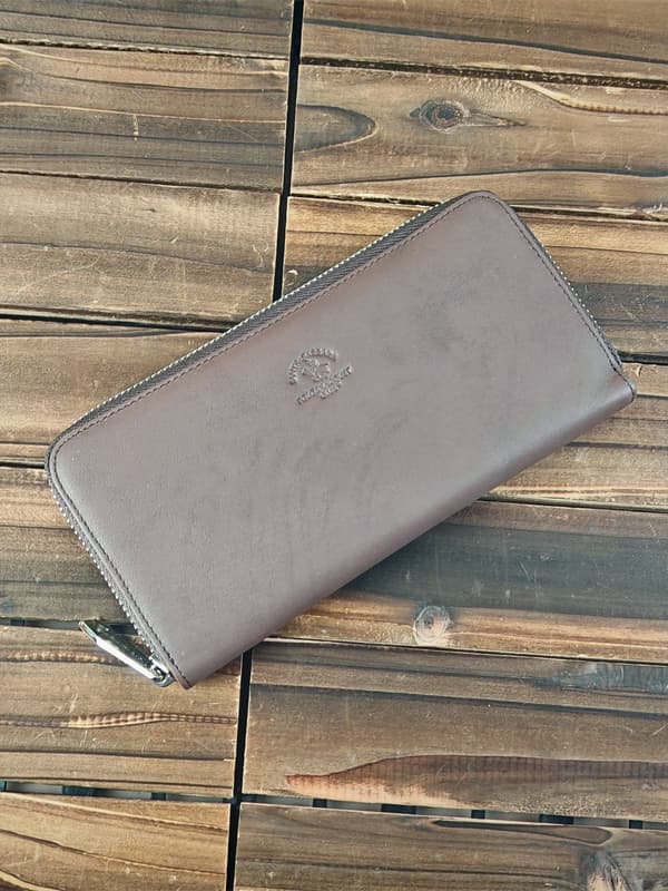 ソフト本革ラウンドファスナー長財布