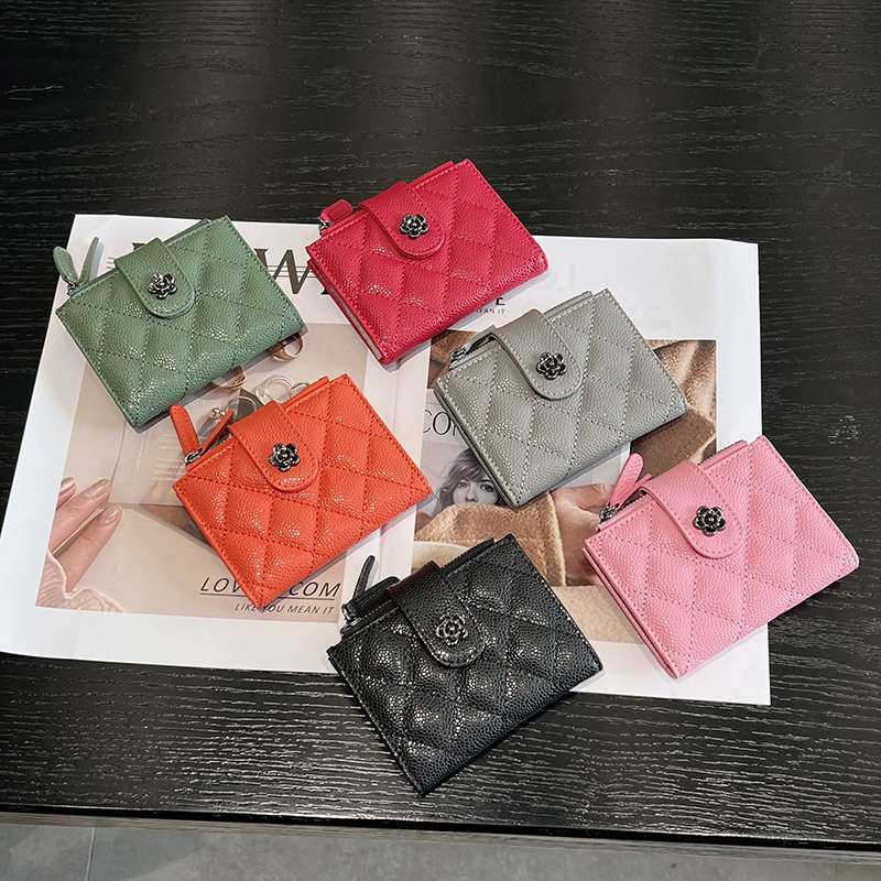 高見えキルティングミニウォレット