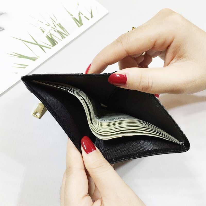 上品カラーの二つ折りミニ財布