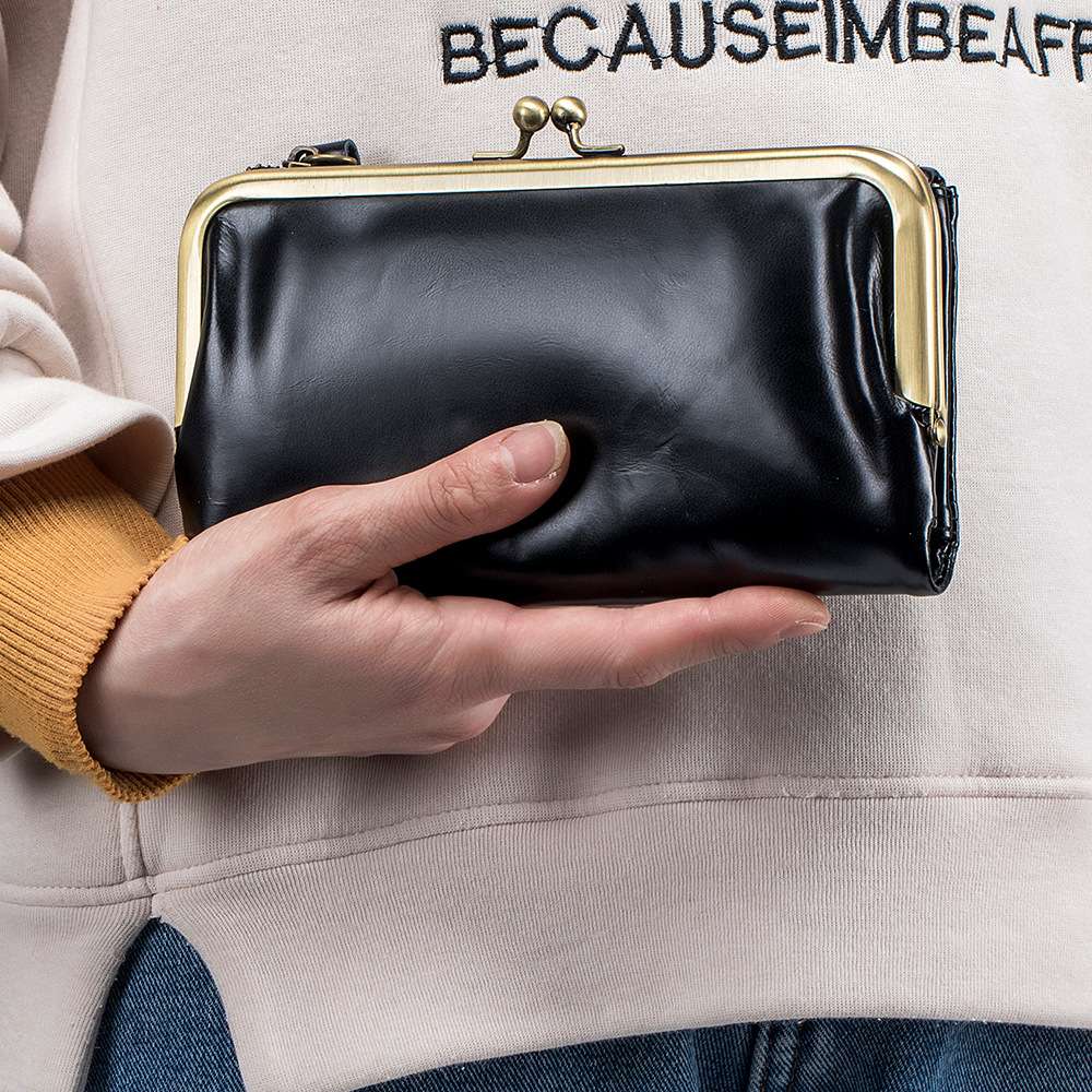 クラシックがま口長財布