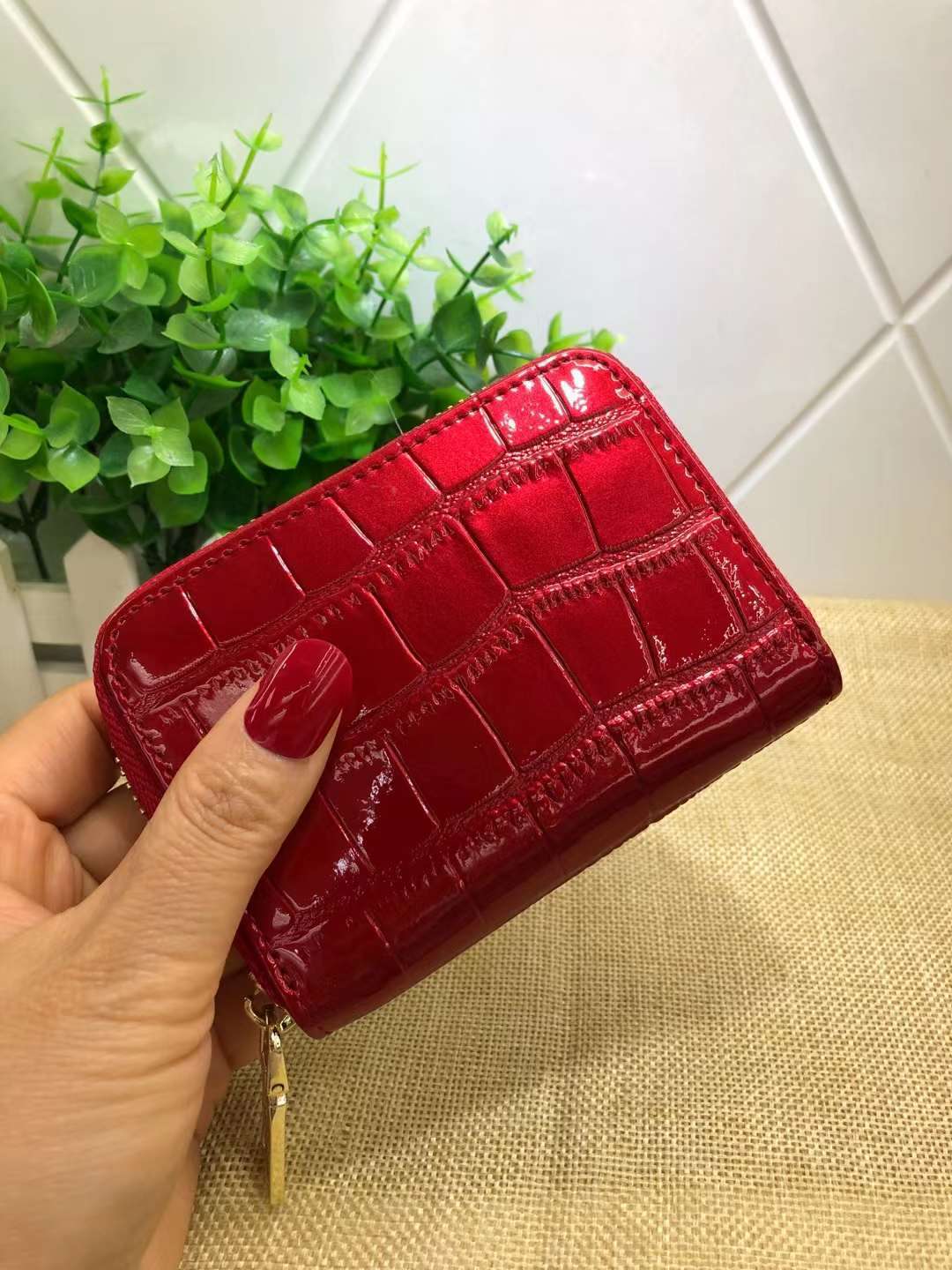 クロコダイル型押しアコーディオンミニ財布