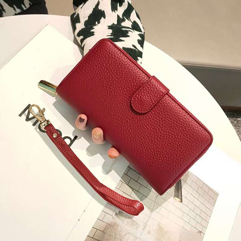 ストラップ付き本革ラウンド長財布