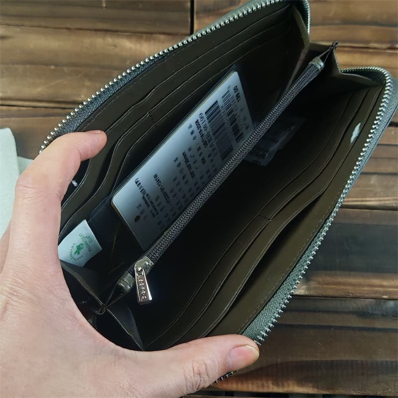 ソフト本革ラウンドファスナー長財布