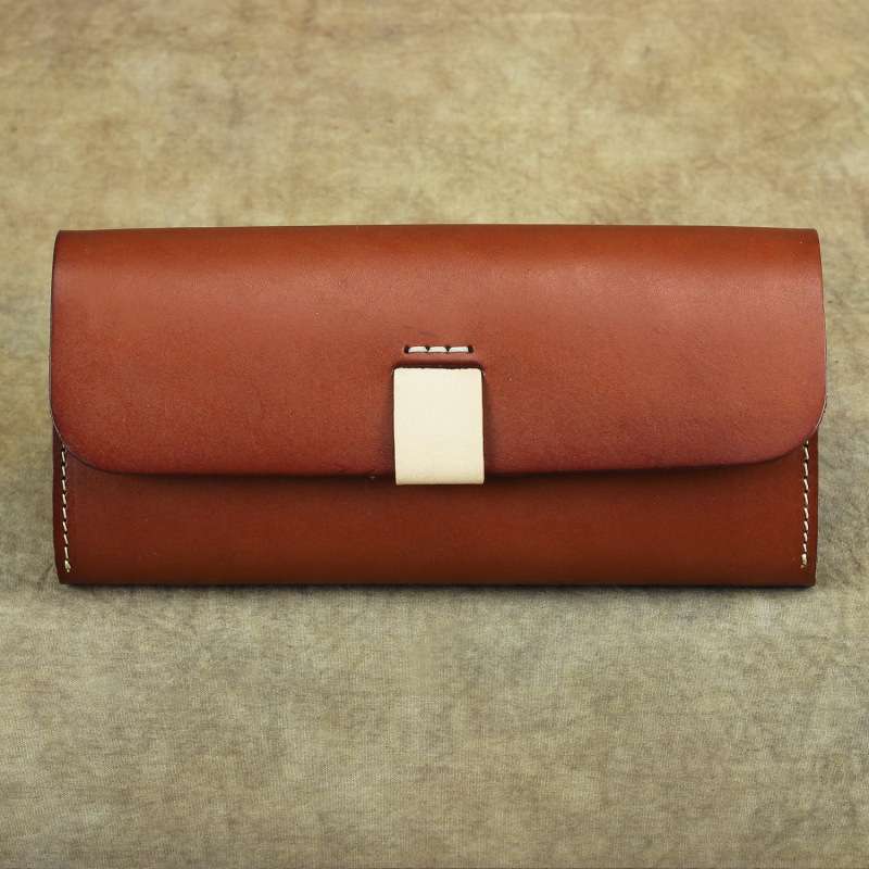 革財布 上質な革素材を活かしたシンプル長財布