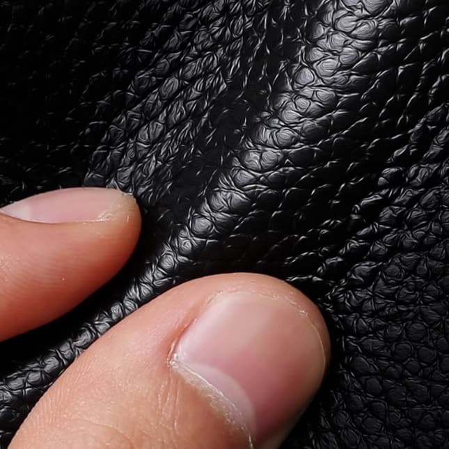 ラウンドジップのメンズ長財布