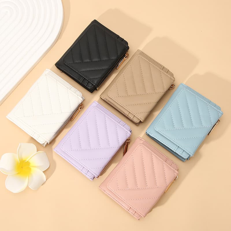 革 財布 シェブロンキルティングレザー三つ折り財布